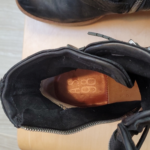 A.S.98, size 39 (us 9) black leather ankle boots - Picture 2 of 7